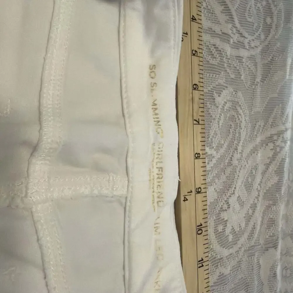 Chico's the NO-Stain SO Slimming Girlfriend Ankle-White Cottagecore 31/24